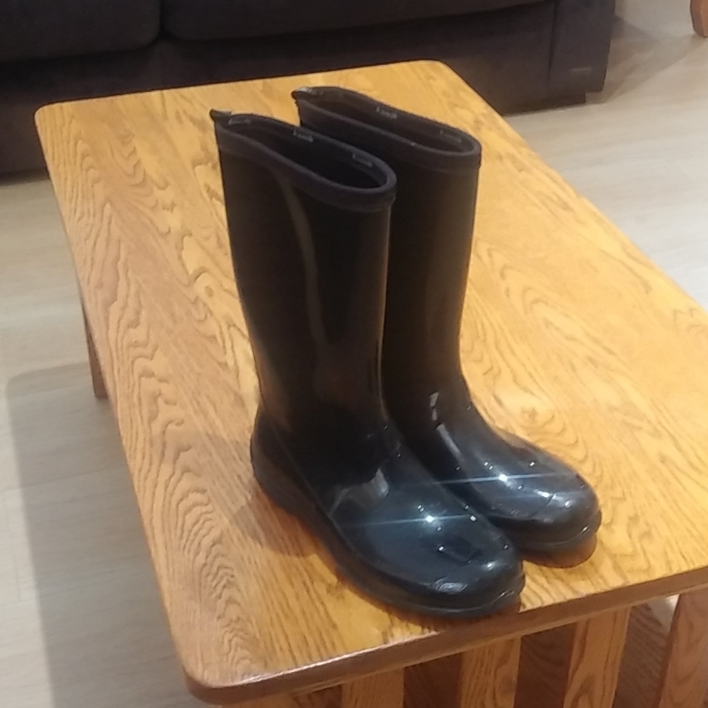Rainboots